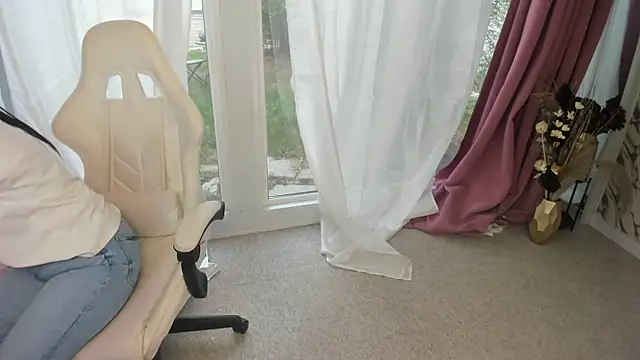 patriciakeys online show from October 24, 6:43 am