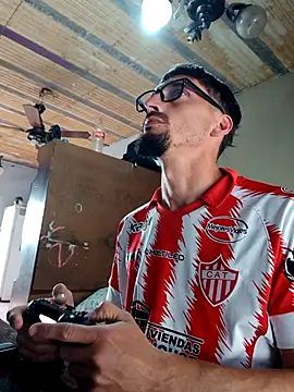 Snapshot of puak6666 chatting on September 23, 3:37 pm puak6666 online show from September 23, 3:37 pm