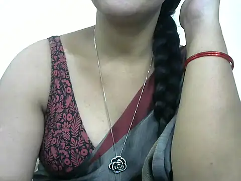 rashmika reddy online show from February 3, 4:54 am