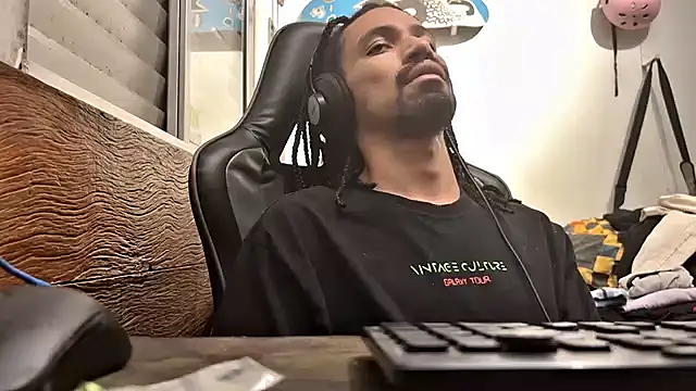 hotcamboy420 online show from February 16, 5:15 am