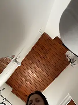 karlamorris  online show from March 31, 12:16 pm