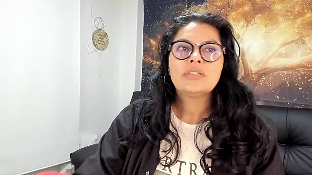 Lust Mom41 online show from December 3, 4:06 pm