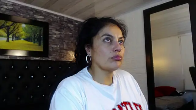 Lust Mom41 online show from December 4, 9:24 pm