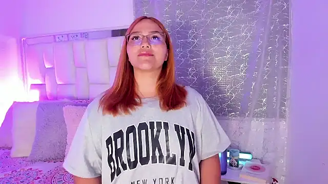 LeahxBarker online show from February 12, 1:55 am