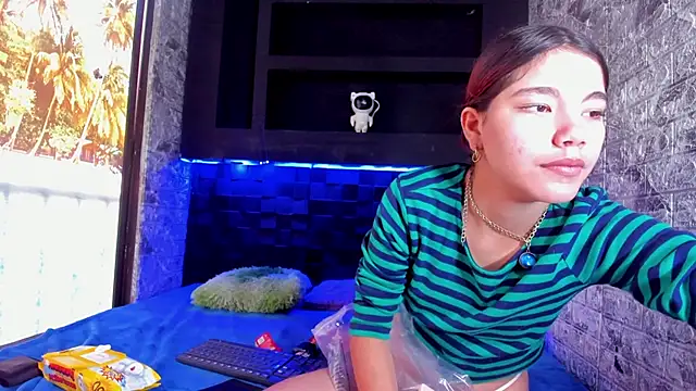 Ashley James online show from November 14, 2:05 pm