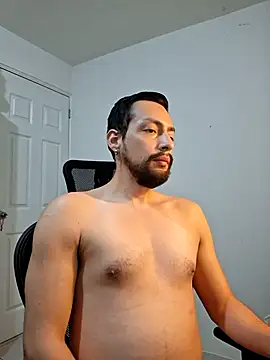 Snapshot of Andresarr93 chatting on November 26, 8:32 pm Andresarr93 online show from November 26, 8:32 pm