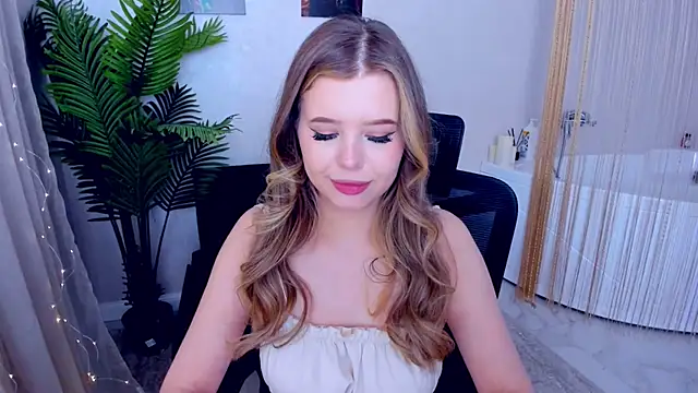 FollowLovee online show from February 15, 6:12 pm