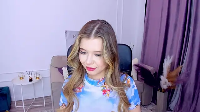 FollowLovee online show from March 4, 10:38 pm