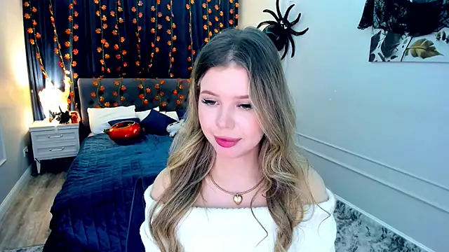 FollowLovee online show from October 13, 7:47 pm