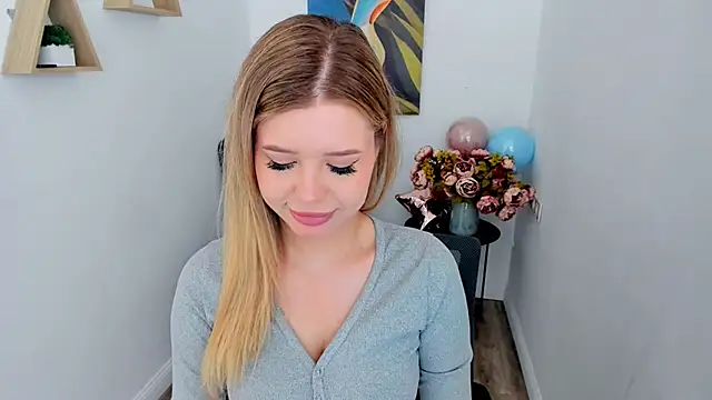 FollowLovee online show from May 28, 4:21 am