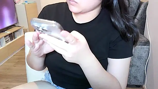 iamMalixxx online show from March 31, 11:32 am