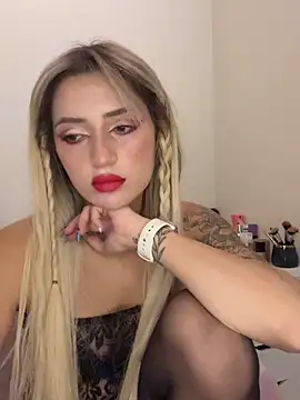 Snapshot of yaprakmericc chatting on November 16, 5:51 pm yaprakmericc online show from November 16, 5:51 pm