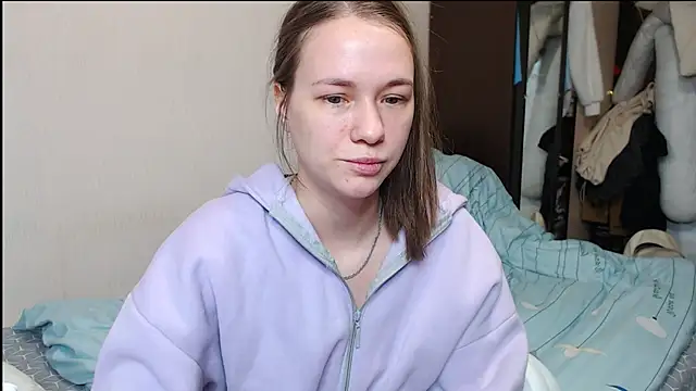 leila bambi  online show from February 19, 10:31 pm