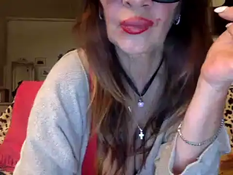 gildamilf online show from January 24, 10:30 pm