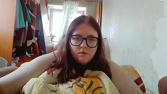 DesireMelissa online show from March 6, 6:32 am