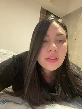 Snapshot of Latina_vanessa chatting on April 25, 4:04 am Latina vanessa online show from April 25, 4:04 am