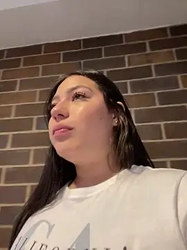 Snapshot of Latina_vanessa chatting on April 30, 8:57 pm Latina vanessa online show from April 30, 8:57 pm