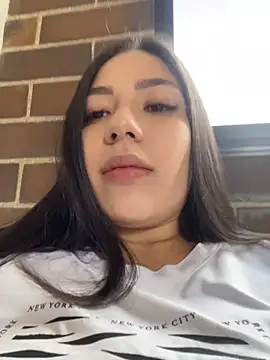 Snapshot of Latina_vanessa chatting on May 4, 8:16 pm Latina vanessa online show from May 4, 8:16 pm