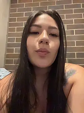 Snapshot of Latina_vanessa chatting on May 19, 4:19 am Latina vanessa online show from May 19, 4:19 am