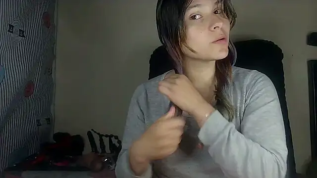 Snapshot of Elith_20 chatting on January 20, 2:46 pm Elith 20 online show from January 20, 2:46 pm