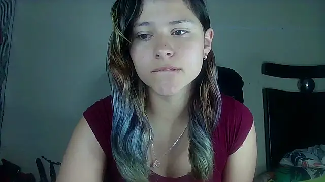 Snapshot of Elith_20 chatting on January 21, 3:37 am Elith 20 online show from January 21, 3:37 am