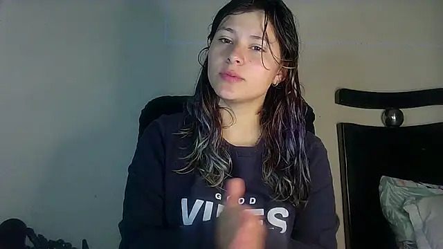 Snapshot of Elith_20 chatting on January 23, 7:11 am Elith 20 online show from January 23, 7:11 am
