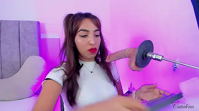 Leticia brownn1 online show from January 11, 1:11 pm