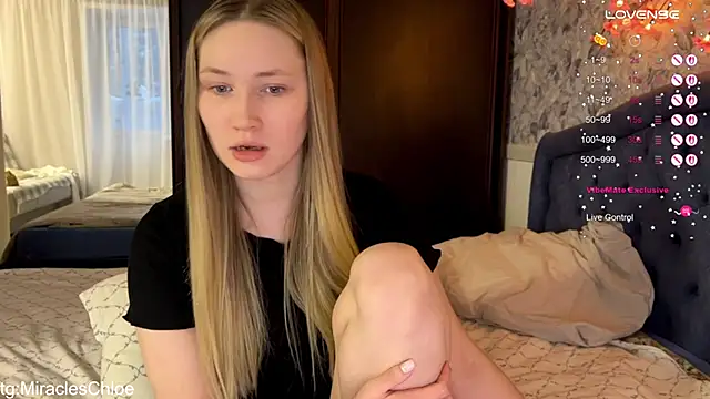 ChloeMillerMeow online show from January 11, 5:01 am