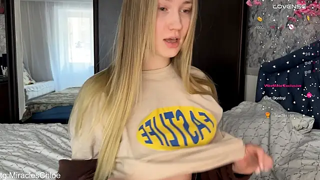 ChloeMillerMeow online show from January 16, 8:18 am