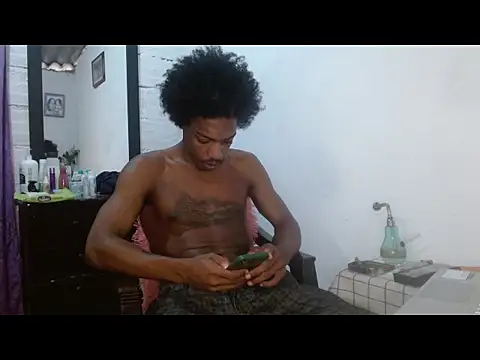 Larry-n-clouds online show from May 21, 4:14 pm