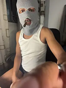 Snapshot of JaroDawg47 chatting on November 20, 6:07 pm JaroDawg47 online show from November 20, 6:07 pm