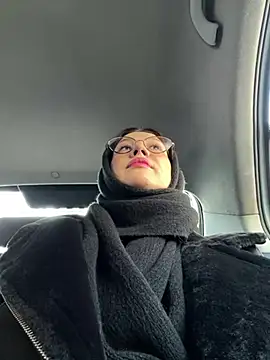 RinaCat online show from December 23, 5:17 am