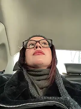 RinaCat online show from February 7, 5:20 am