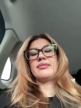 RinaCat online show from September 14, 5:17 am