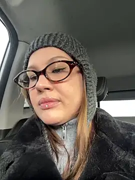 RinaCat online show from November 14, 5:39 am