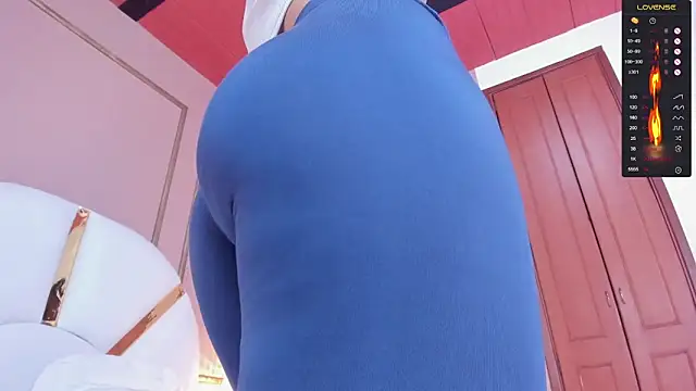 Snapshot of Donnapaul chatting on January 30, 2:58 pm Donnapaul online show from January 30, 2:58 pm