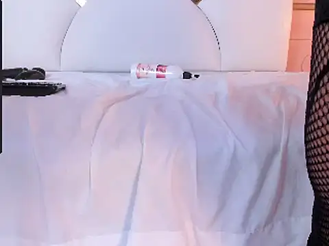 Snapshot of Donnapaul chatting on March 14, 3:03 pm Donnapaul online show from March 14, 3:03 pm