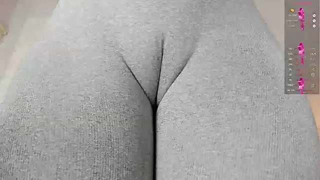 Snapshot of Donnapaul chatting on November 6, 12:17 pm Donnapaul online show from November 6, 12:17 pm