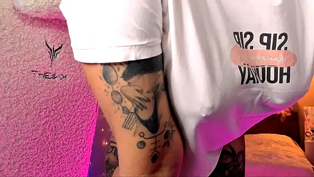 tykioty Miley online show from January 17, 6:23 pm