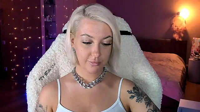 tykioty Miley online show from February 11, 4:02 pm