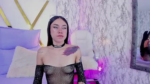 Athziry  online show from December 15, 7:46 am