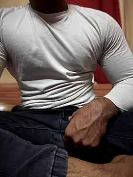 mrtoy121 online show from October 19, 7:14 pm