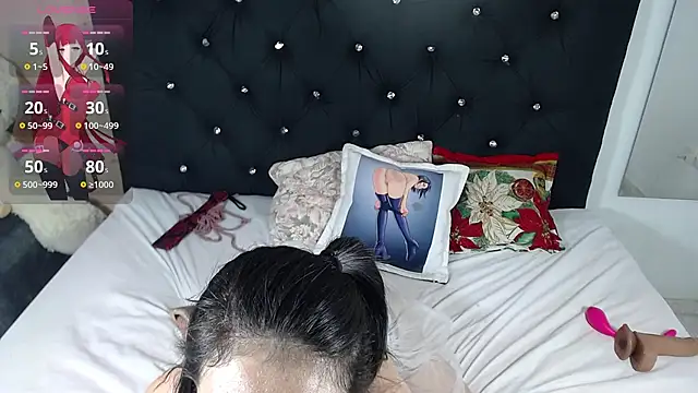 nikol winick online show from November 25, 3:28 am