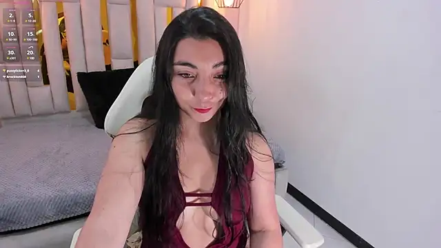 Snapshot of Karla_hernandez_ chatting on January 7, 11:05 am Karla hernandez online show from January 7, 11:05 am