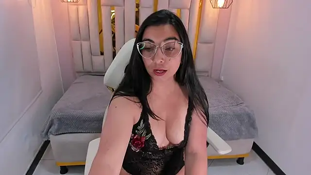 Snapshot of Karla_hernandez_ chatting on February 4, 1:59 pm Karla hernandez online show from February 4, 1:59 pm