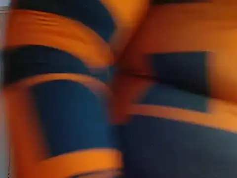 curvycloe1 online show from December 2, 3:40 pm