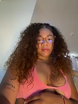 ashley Tompson1 online show from March 26, 12:11 pm