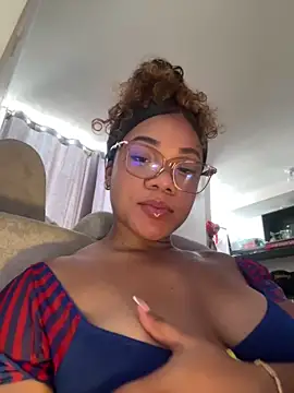 ashley Tompson1 online show from April 15, 2:02 pm