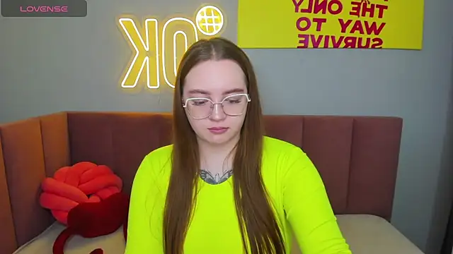 Emma adorablle online show from February 12, 1:41 am