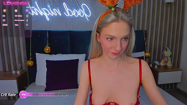 Emilly Hart online show from December 30, 3:35 pm